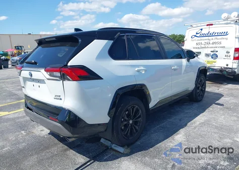 2024 Toyota Rav4 Hybrid Xse из США, поврежденный, VIN 2T3E6RFV9RW077941